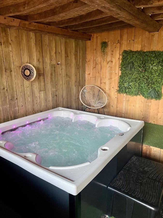 Gite & Spa La Perle Verte Hotel Versainville ภายนอก รูปภาพ