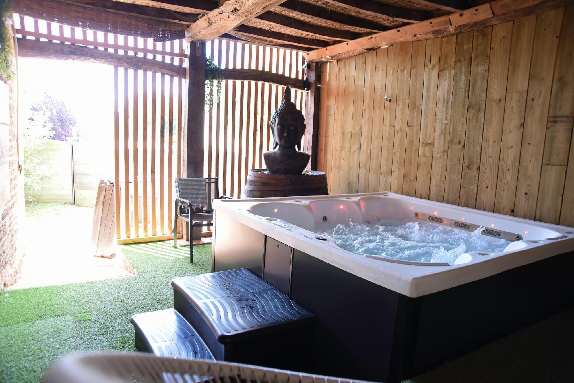 Gite & Spa La Perle Verte Hotel Versainville ภายนอก รูปภาพ