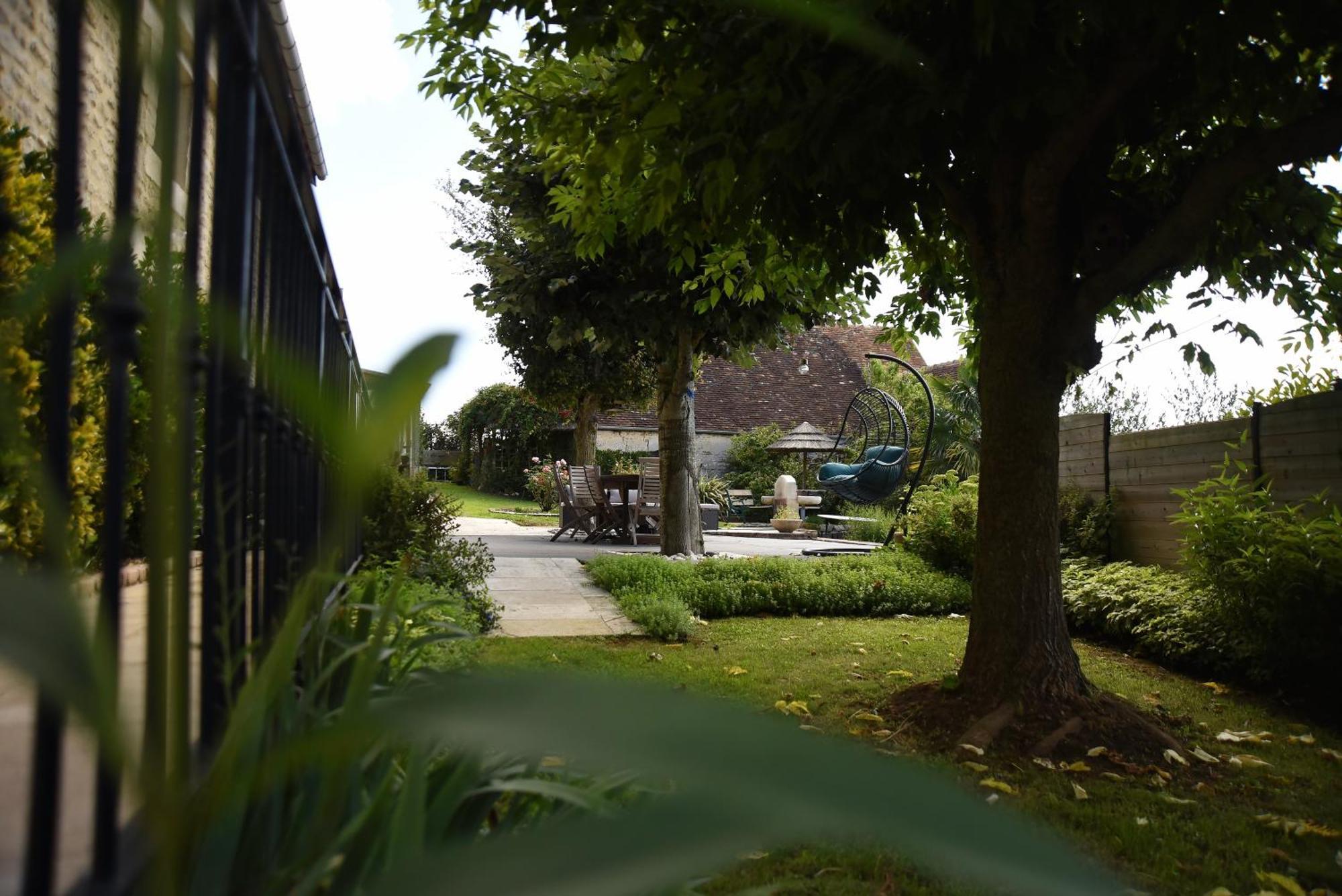 Gite & Spa La Perle Verte Hotel Versainville ภายนอก รูปภาพ